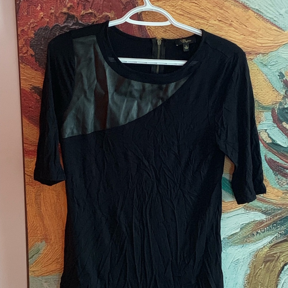 Black shirt